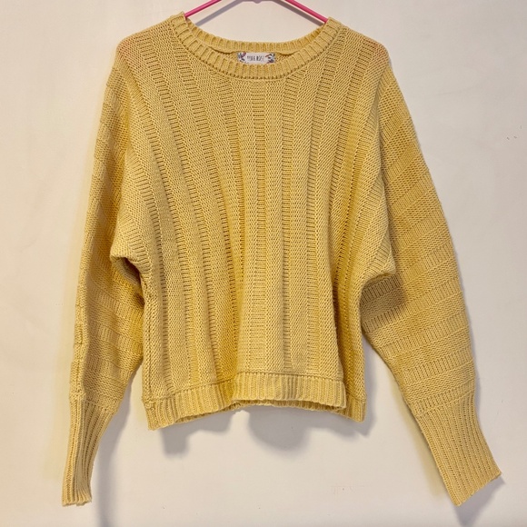 Pink Rose Crewneck Drop Shoulder Knit Sweater Butter Yellow Womens Size Large - Picture 1 of 5